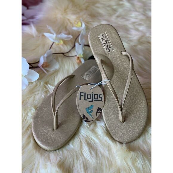Flojos Gold Sparkle Flip flop Sandals - Picture 8 of 9
